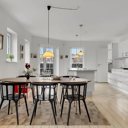 Nyaraló Lovely In With Kitchen *