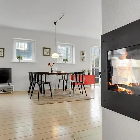 Lovely In With Kitchen Nyaraló *