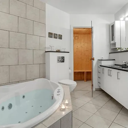 Lovely In With Kitchen